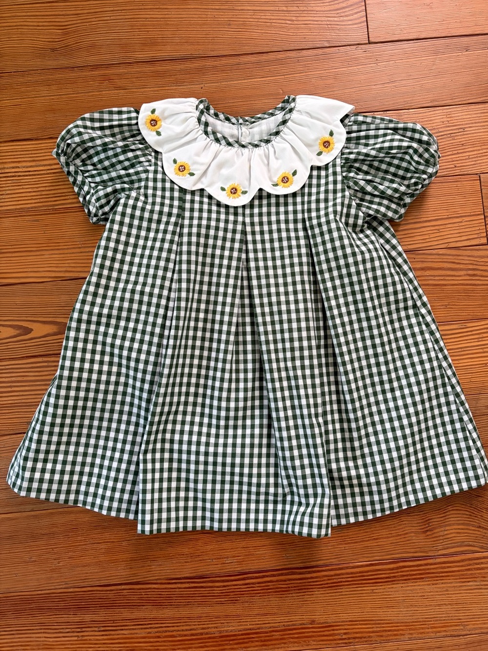 Green Gingham Kids Dress with Scalloped Sunflower Collar